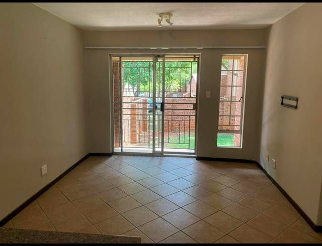 2 BEDROOM PROPERTY TO RENT IN MOOIKLOOF RIDGE ESTATE